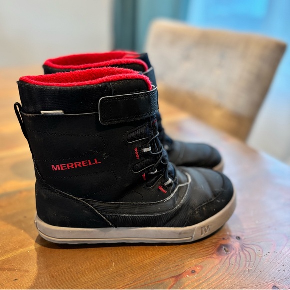Merrell warm, waterproof, winter boots - Picture 1 of 4